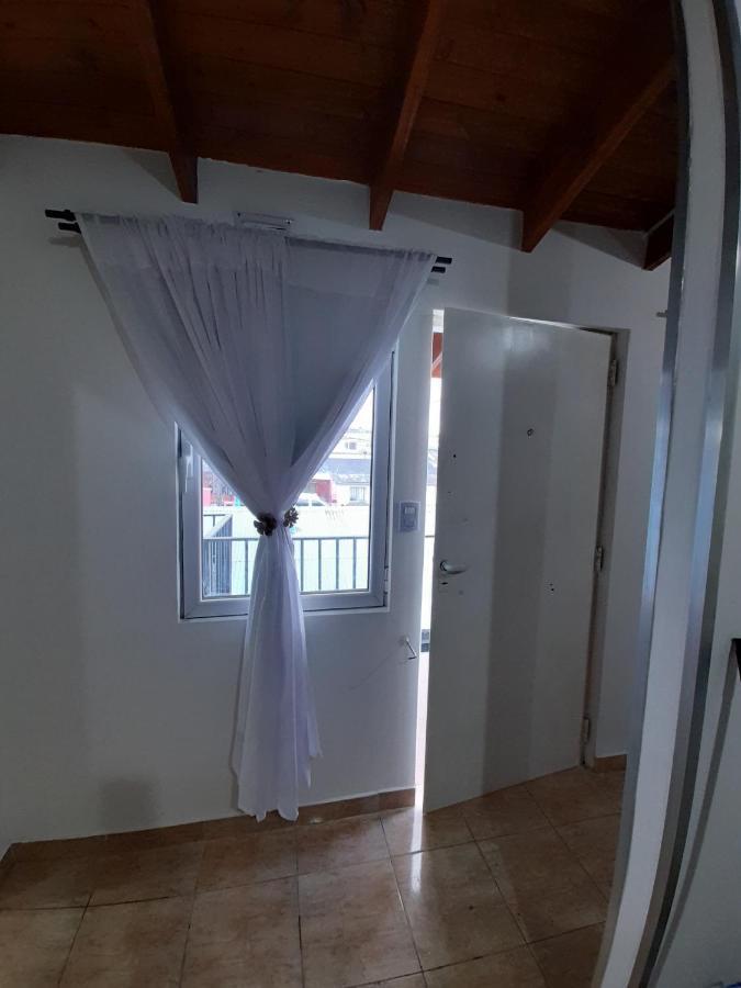 Monsenor Fagnano 592 "C" Appartement Ushuaia Buitenkant foto